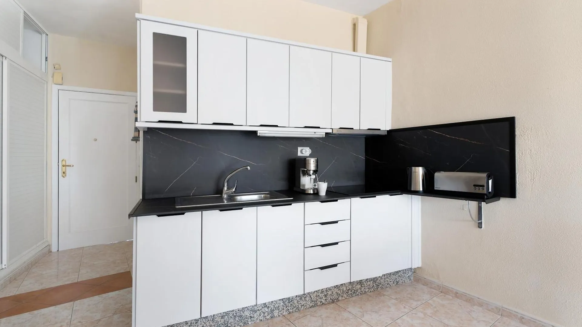 Appartamento Cristianmar Frontline Sea View Los Cristianos  0*, Los Cristianos (Tenerife)